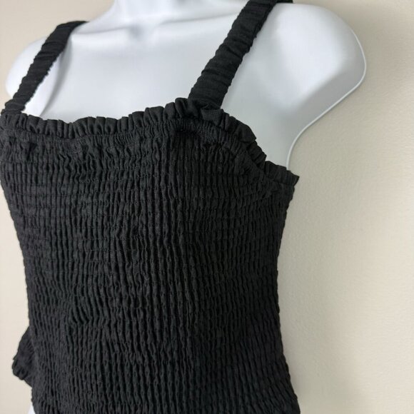 Steve Madden Women's Black Smocked Crop Top Sleeveless Stretch Size Large NWT - Picture 4 of 9